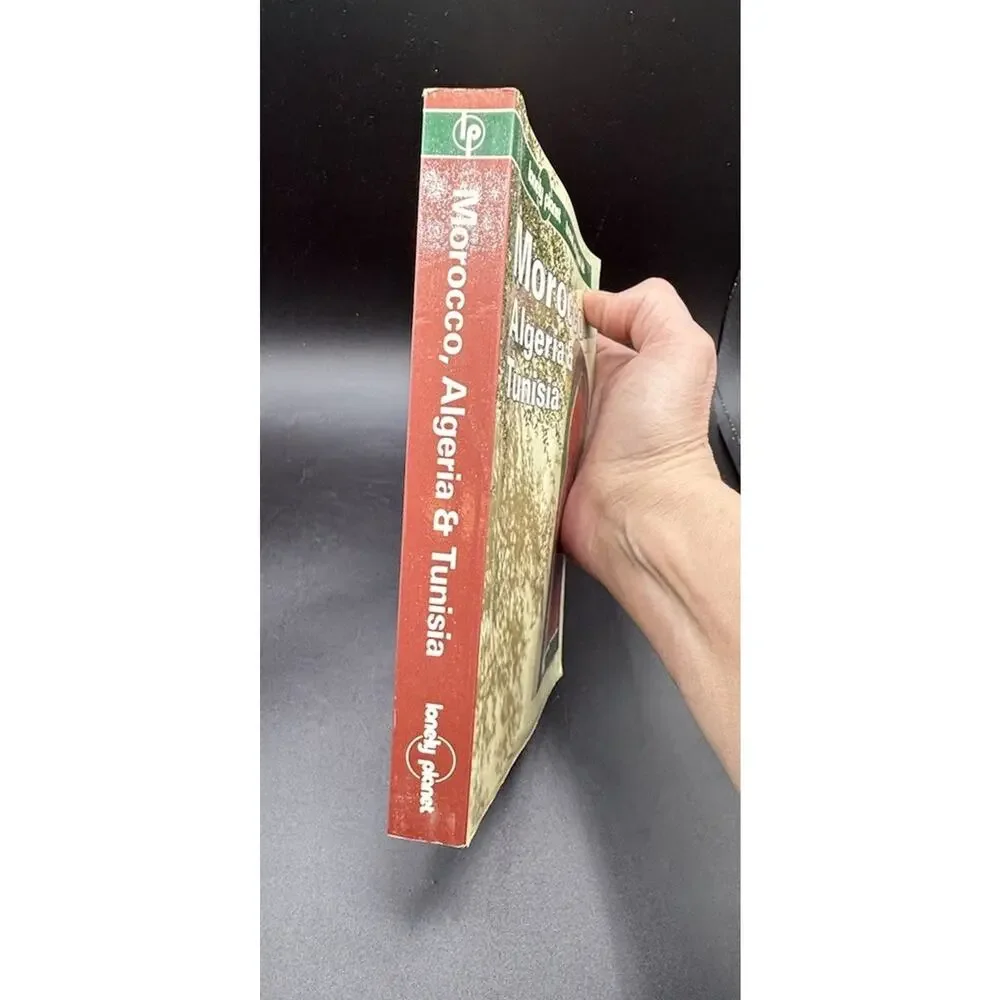 Lonely Planet Morocco (Travel Guide) - Paperback By Lonely Planet - GOOD